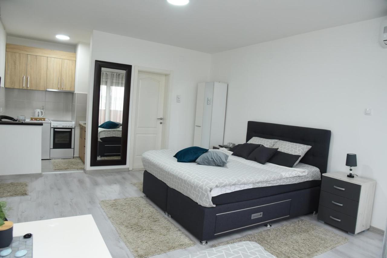 Apartmani Sofronic Loznica 2 Exterior photo